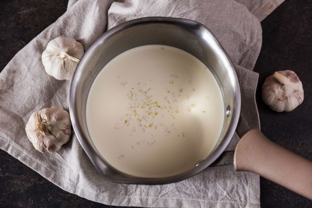 milk soup with garlic for parasites
