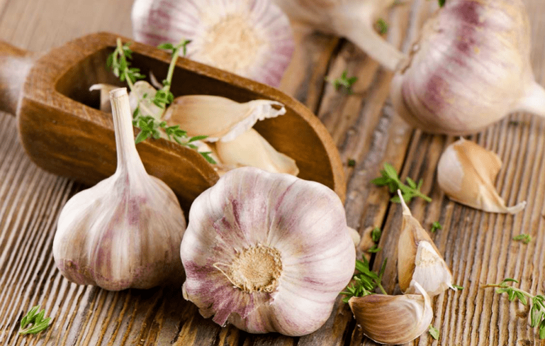 garlic for removing parasites